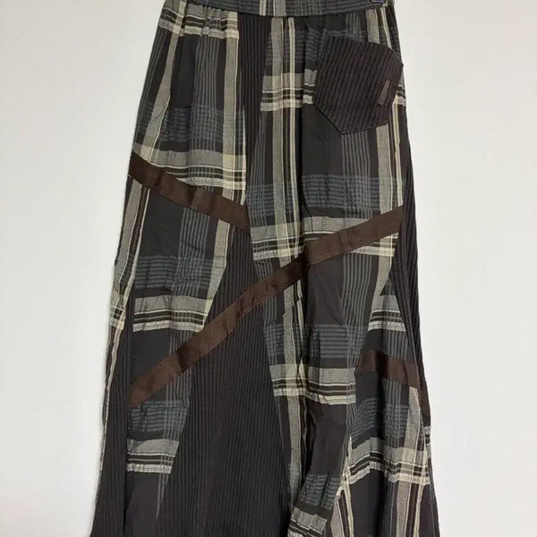 [BUNJANG] Kamome Sanjang Check Skirt / 카모메산장 체크 스커트
