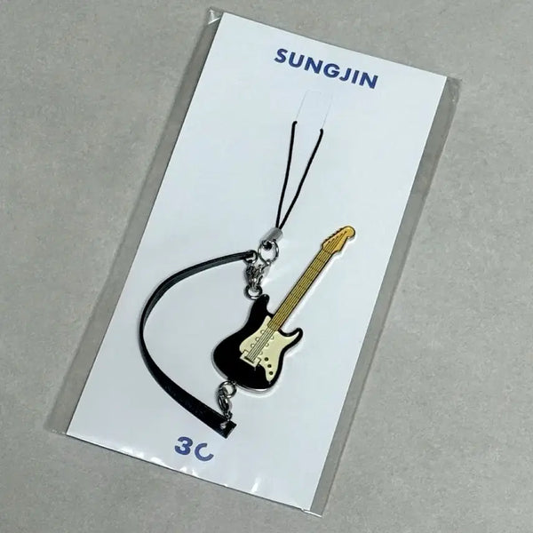 [BUNJANG] DAY6 Sungjin Solo Concert MD Mini Guitar Strap / 데이식스 성진 솔콘 MD 미니 기타 스트랩 양도