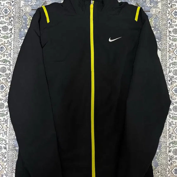 [BUNJANG] Nike Dri-FIT Windbreaker Jacket - Black/Yellow, Size L / 나이키 드라이핏 바람막이 L 블랙 옐로우 포인트