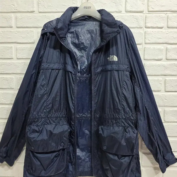[BUNJANG] The North Face Windbreaker Jacket Size 95 / 노스페이스 바람막이 95