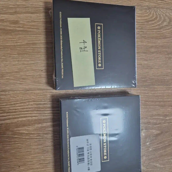 [BUNJANG] Pokemon 30th Anniversary Badge Set (April, May) - Sealed / 미개봉) 포켓몬 30주년 뱃지 4, 5월