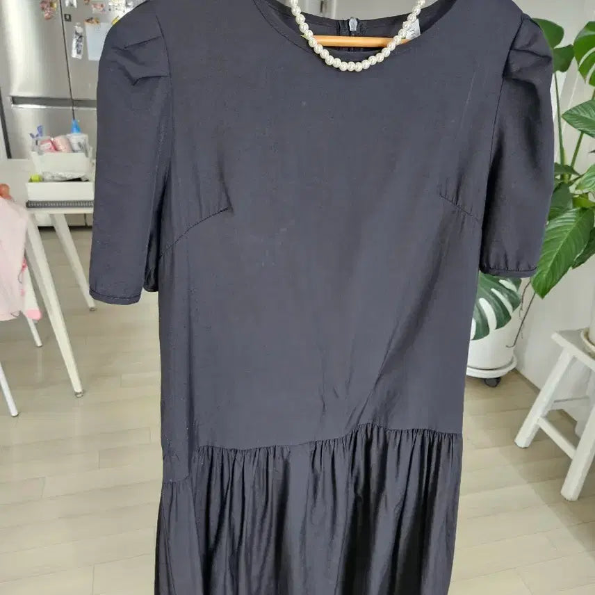 [BUNJANG] Black Puff Sleeve Ruffle Long Dress / 블랙 퍼프 소매 프릴 원피스