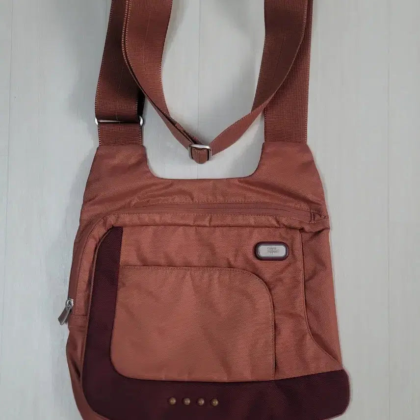 [BUNJANG] Tumi Tech Nylon Crossbody Bag / 투미 티텍 나일론 크로스바디 백 판매합니다