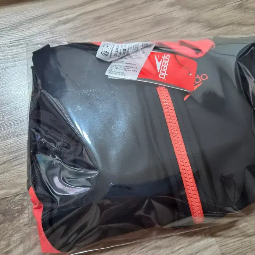 [BUNJANG] Speedo Women's 5-Length Zip Front Short Sleeve Swimsuit (Asian Fit) Size 32 / 스피도 수영복 여성 여성 5부 지퍼 프론트 반팔 85