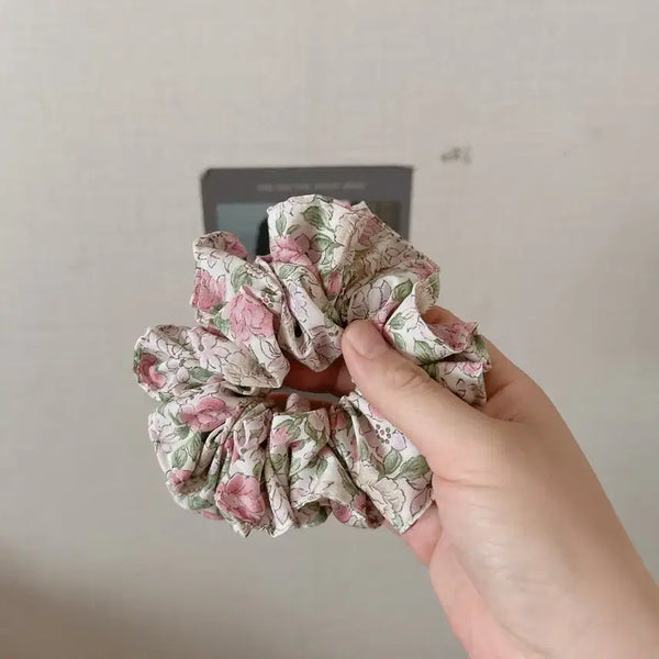 [BUNJANG] Pink Flower Hair Scrunchie / 핑크플라워 헤어슈슈