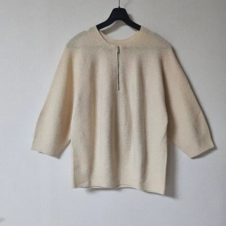 [BUNJANG] Holgarmet Half-Zip Knit (Free Size) / 홀가먼트 반집업 니트 F사이즈