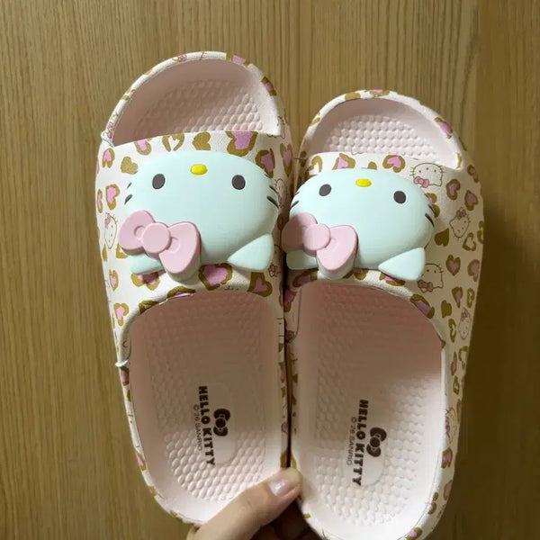 [BUNJANG] Hello Kitty Leopard Print Slippers / 헬로키티 호피 슬리퍼
