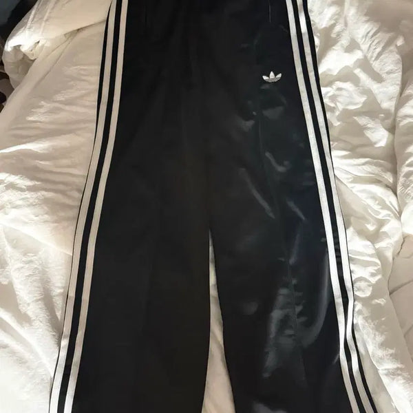 [BUNJANG] Adidas Adicolor Classic Firebird Loose Track Pants Black JC8245 / (W) 아디다스 아디컬러 클래식 파이어버드 루즈 트랙 팬츠 블랙JC8245