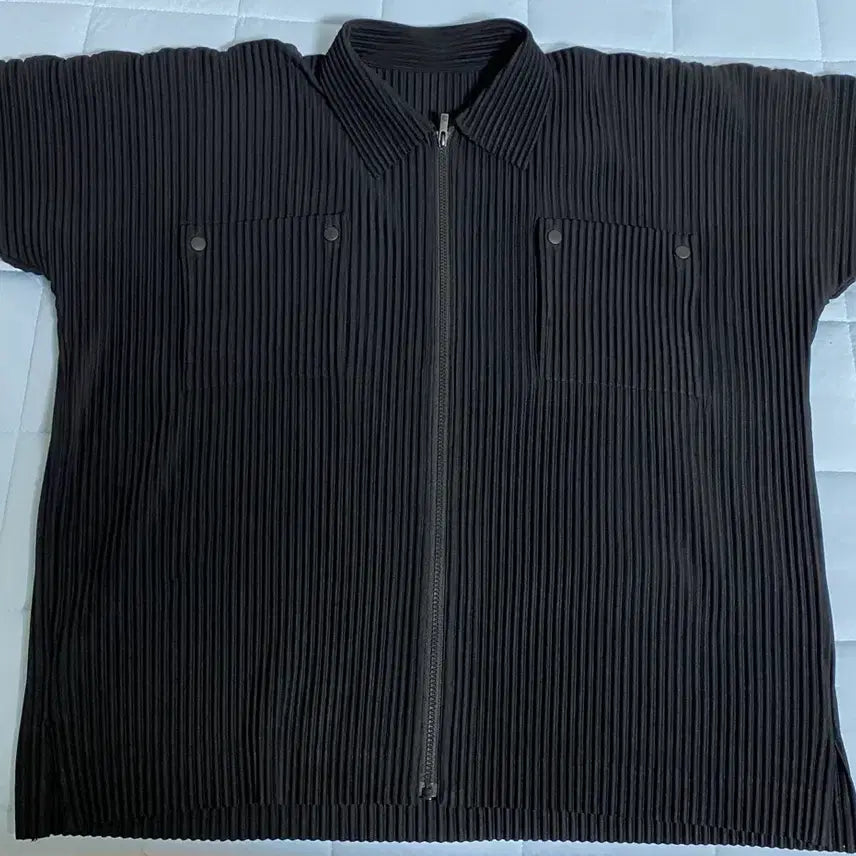 [BUNJANG] Homme Plissé Flip Shirt Black 4 / 옴므플리세 플립 셔츠 블랙 4