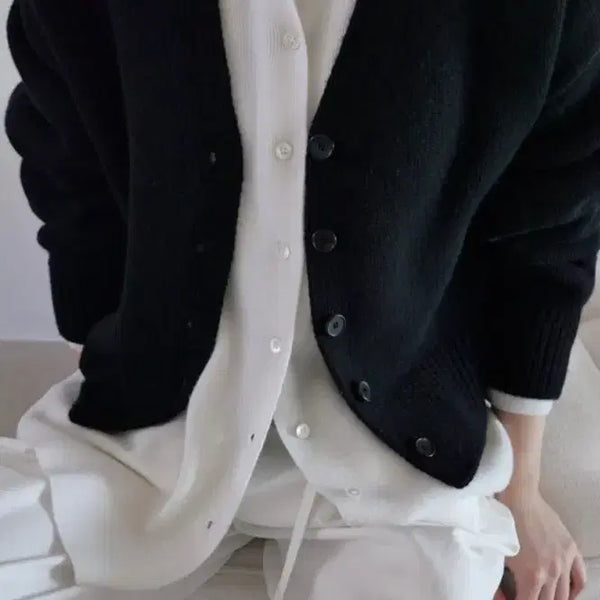 [BUNJANG] Mundal Mild Cardigan Cashmere Blend / 문달 Mild Cardigan 가디건