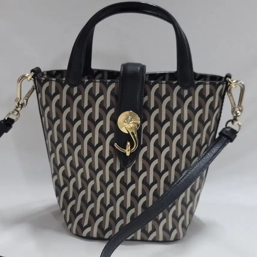 [BUNJANG] Delest Gothica Black Mini Tuba Bag / 델레스트 투바백 고티카 블랙미니/g1107