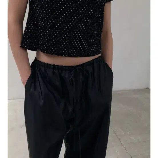 [BUNJANG] GBH Satin Drawstring Pants / 지비에이치 GBH SATIN DRAWSTRING PANTS