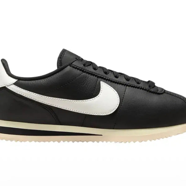 [BUNJANG] Nike Cortez Black and Sail Women's Shoes 235 / 나이키 코르테즈 블랙 앤 세일 235