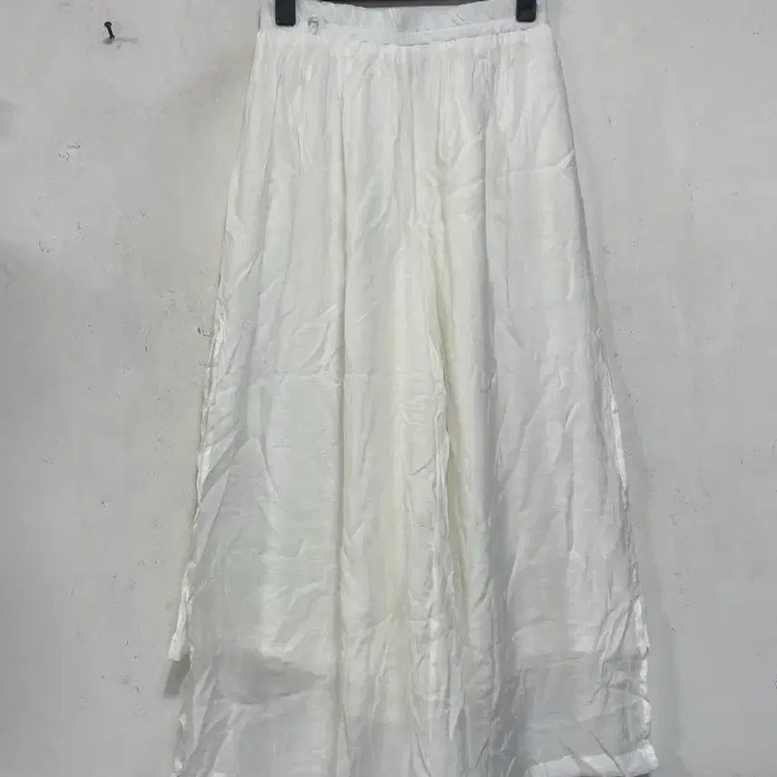 [BUNJANG] N6910 Side Slit Wide Pants Skirt / 특가새)N6910 옆트임 와이드 바지.치마바지