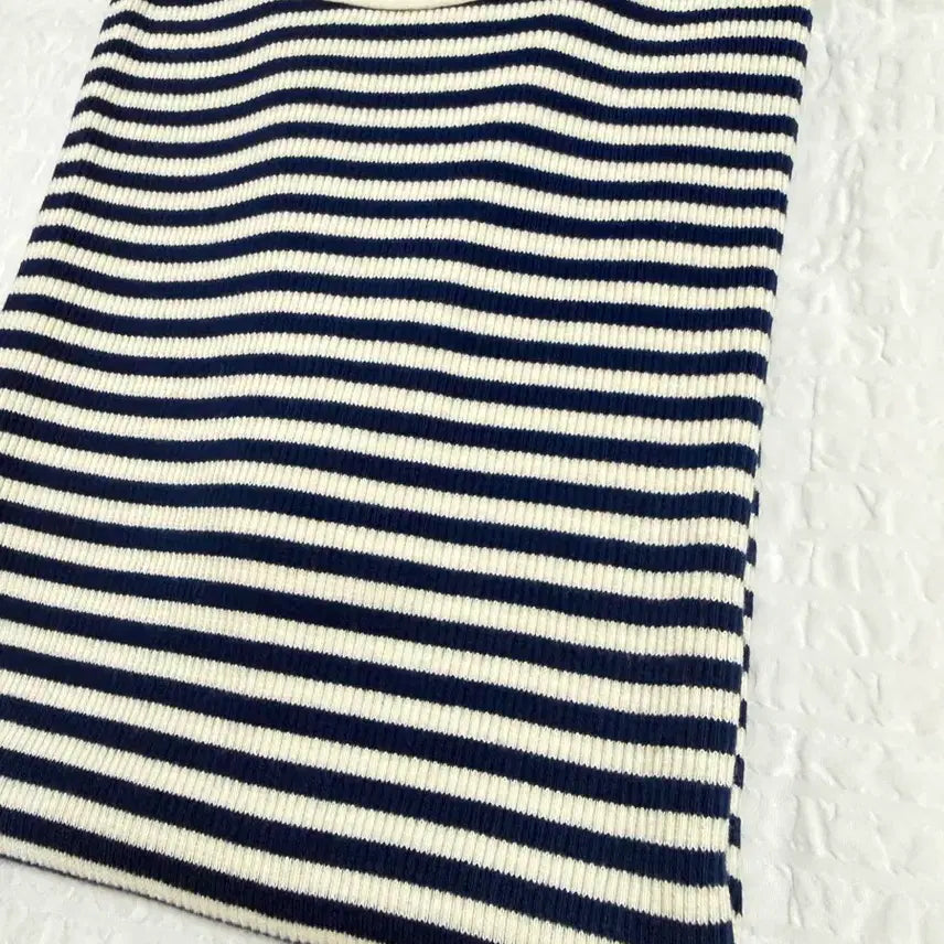 [BUNJANG] ZigZag Four-Color Blue Stripe Short-Sleeve T-Shirt / 지그재그 사색 블루 스트라이프 반팔 티셔츠