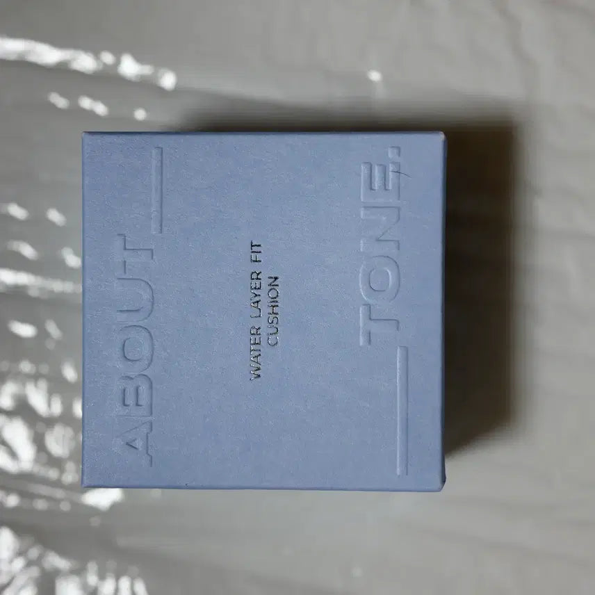 [BUNJANG] AboutTone Water Layer Fit Cushion SPF50+ PA++++ (Shade 21 Warm Light) / 새상품 어바웃튼 워터 레이어 핏 쿠션 21웜라이트