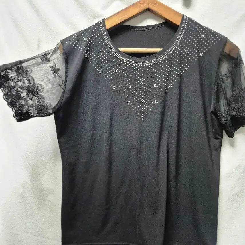 [BUNJANG] Black Cubic Lace Short-Sleeve T-Shirt (M) / 블랙 큐빅 레이스 여성 반팔 티셔츠M