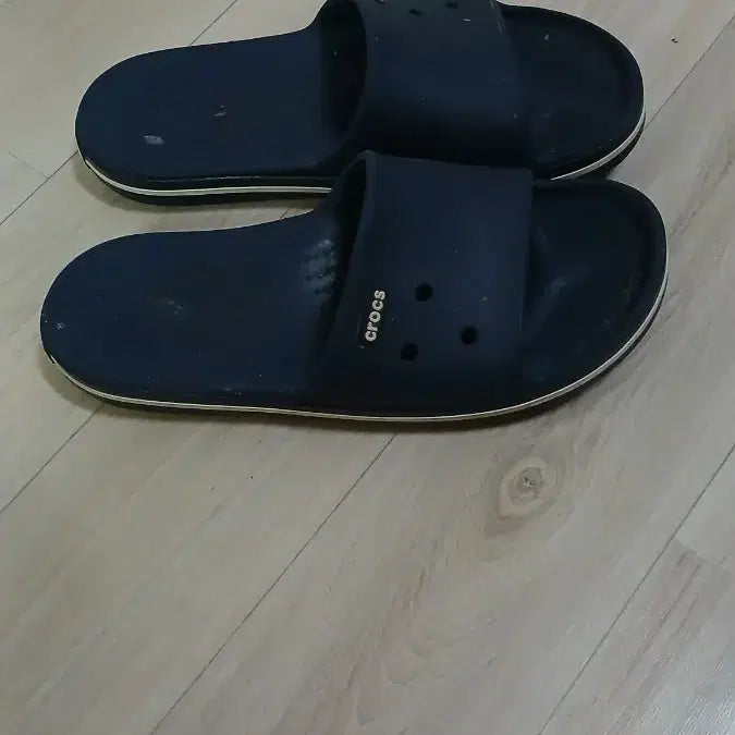 [BUNJANG] Crocs, Nike, Long Slippers Bundle Set (Unisex) / 크록스 슬리퍼 +나이키 슬리퍼 +롱 슬리퍼 3개 일괄이에요 남녀공용