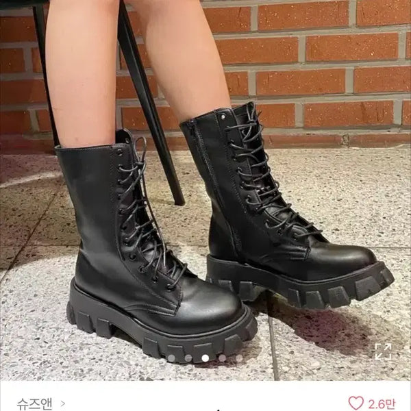 [BUNJANG] Avely Women's Short Lace-up Walker Boots / 에이블리 여성 숏 레이스업 워커 부츠