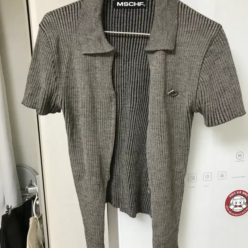 [BUNJANG] Mischief Knit Short Sleeve Zip-Up / 미스치프 니트 반팔 집업