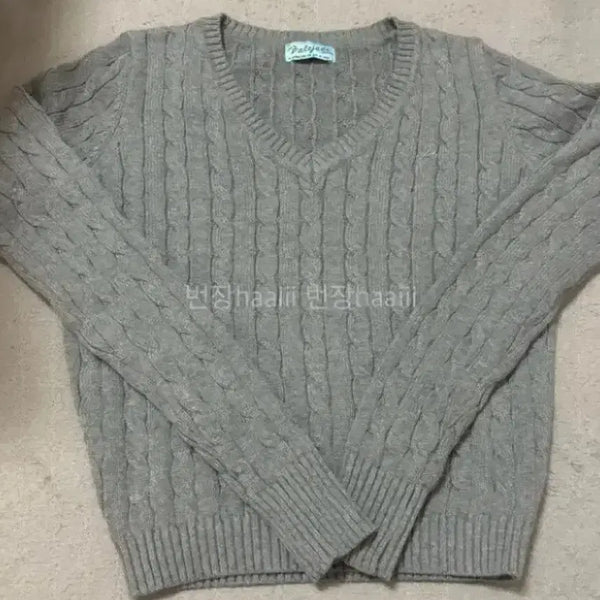[BUNJANG] FaeildJade Cable Knit V-Neck Sweater Gray / 페일제이드 케이블 니트 2024 페제 브이넥 그레이