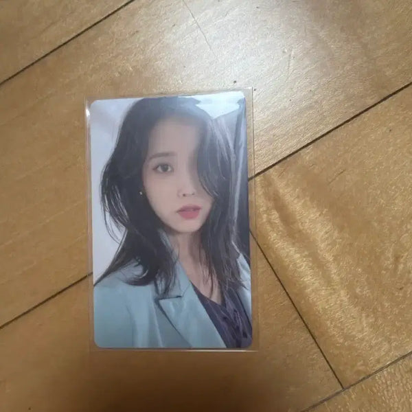 [BUNJANG] IU Golden Hour Uaena Zone Photocard / 아이유 골든아워 유애나존 포카