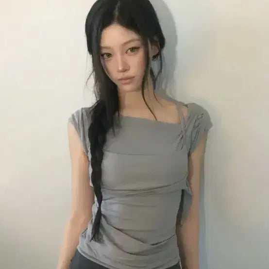 [BUNJANG] Flare Up Layered Bustier T-Shirt Grey / 플레어업 레이어드 뷔스티에 티셔츠 그레이 Layered Bustier T-Shirt
