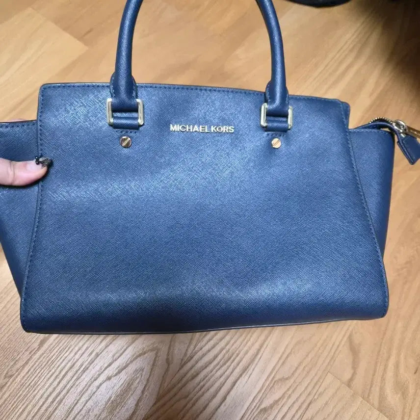 [BUNJANG] Michael Kors Leather Tote Bag / 마이클코어스 토트백 진파랑? 네이비?