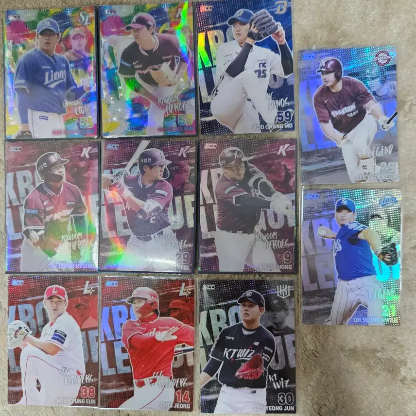 [BUNJANG] KBO Baseball Parallel & Holo Trading Card Bundle Set / KBO 홀로 패러렐 카드 일괄로 팝니다.