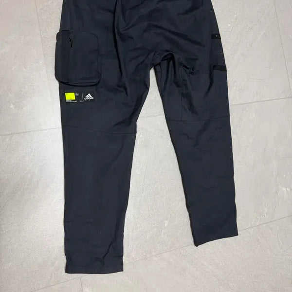 [BUNJANG] Adidas Tech Pants Custom Cargo Pants GP0941 (Unworn) / 아디다스 테크 팬츠 커스텀 카고 바지 GP0941 (미착용)