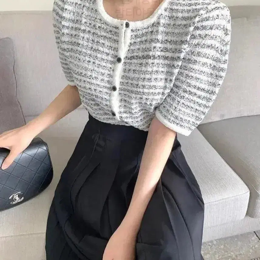 [BUNJANG] Glow & Nymph Summer Tweed Puff Sleeve Cardigan / 님프 썸머 트위드 퍼프 반팔 가디건 Nymph 부클 니트 어깨패드 볼륨 소매 하객룩 글로우앤님프