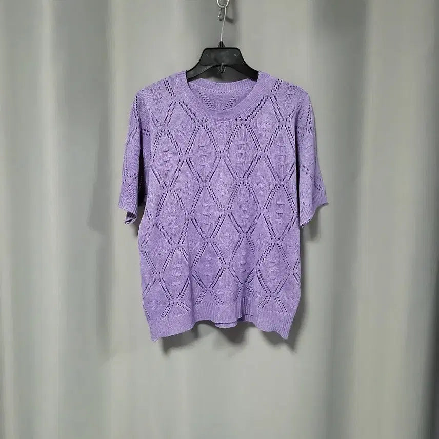 [BUNJANG] Punching Knit Sweater / 펀칭 니트