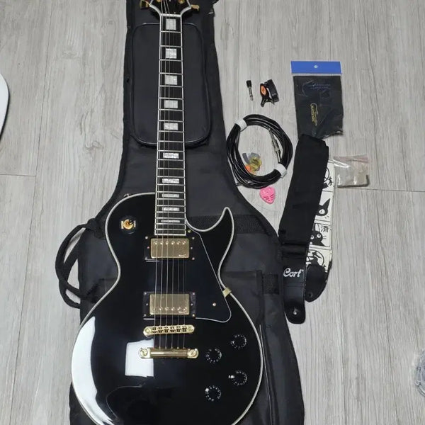 [BUNJANG] SPEAR RD-250 Les Paul Electric Guitar - Black, Gold Hardware (Bocchi the Rock! Replica) / [신품급] 스피어 SPEAR 레스폴 RD-250 블랙 / 금장 (봇치 기타)