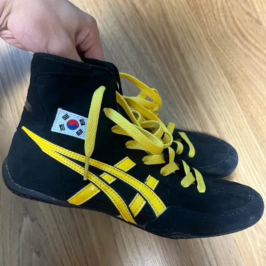 [BUNJANG] Asics Handmade Wrestling Shoes 240 / 아식스 레슬링 수제화 240팝니다