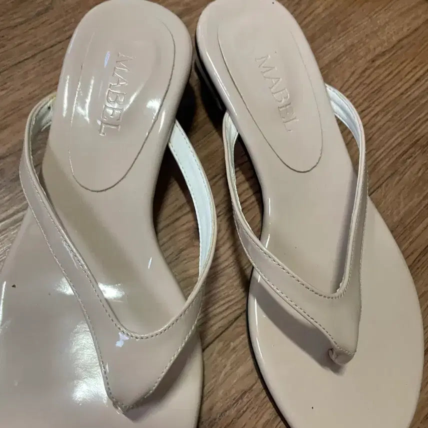 [BUNJANG] Wedge Heel Flip-Flop Sandals (230) / 개당3000원)굽 슬리퍼 쪼리 슬리퍼 웨지힐 230