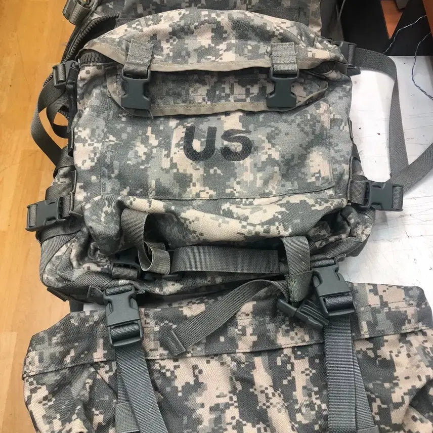 [BUNJANG] US Military ACU Assault Backpack 3-Day Pack Set with Waist Pack & Magazine Pouch / 미군 ACU 어썰트 배낭 3일 백팩+힙색+새상품 탄창파우치 세트 22