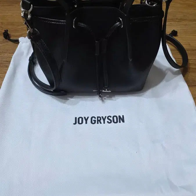[BUNJANG] Joy Gryson Black Bucket Bag / 조이그라이슨 블랙 버킷백