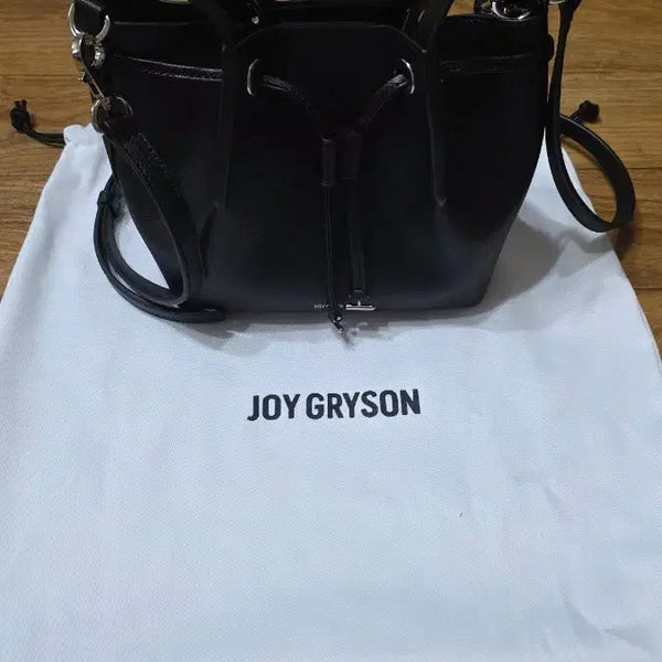 [BUNJANG] Joy Gryson Black Bucket Bag / 조이그라이슨 블랙 버킷백
