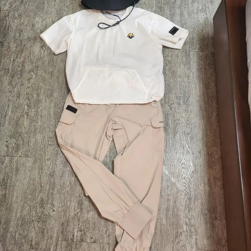 [BUNJANG] Golden Bear Golf Wear Set (Hat, Top, Pants) / 골든베어 골프웨어 set (모자,상의, 팬츠)