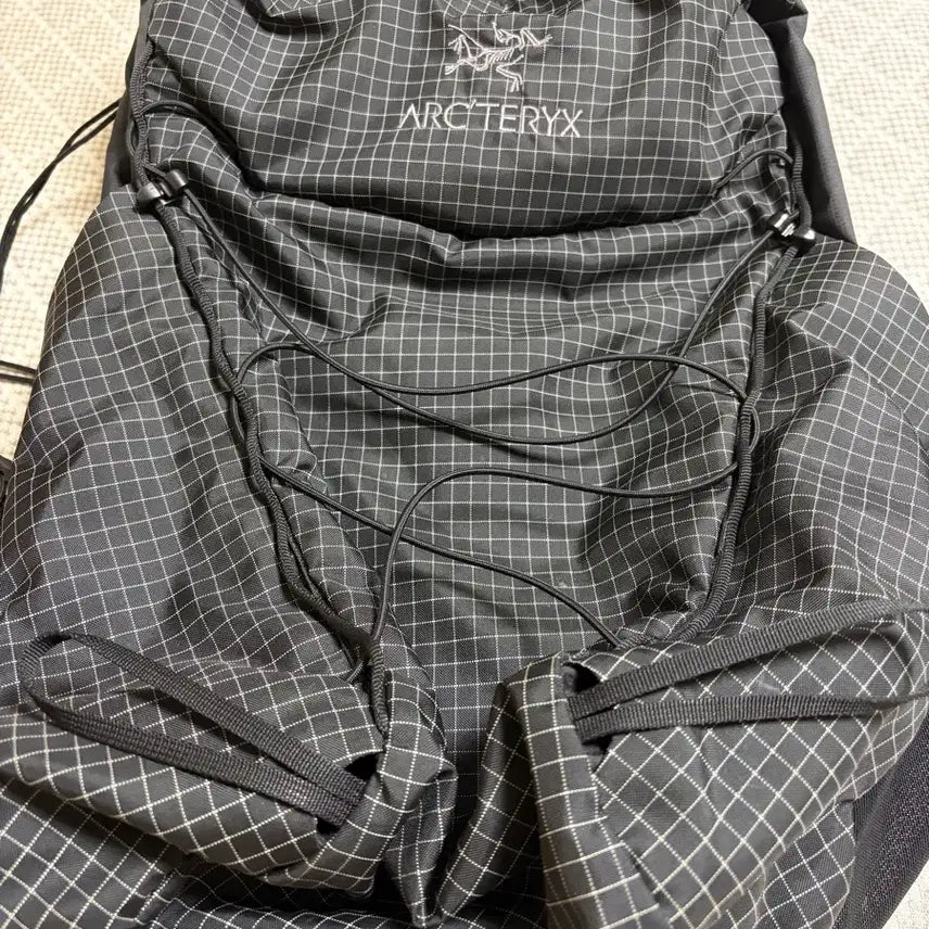 [BUNJANG] Arc'teryx Aerios 18 Backpack / 아크테릭스 에어리어스18