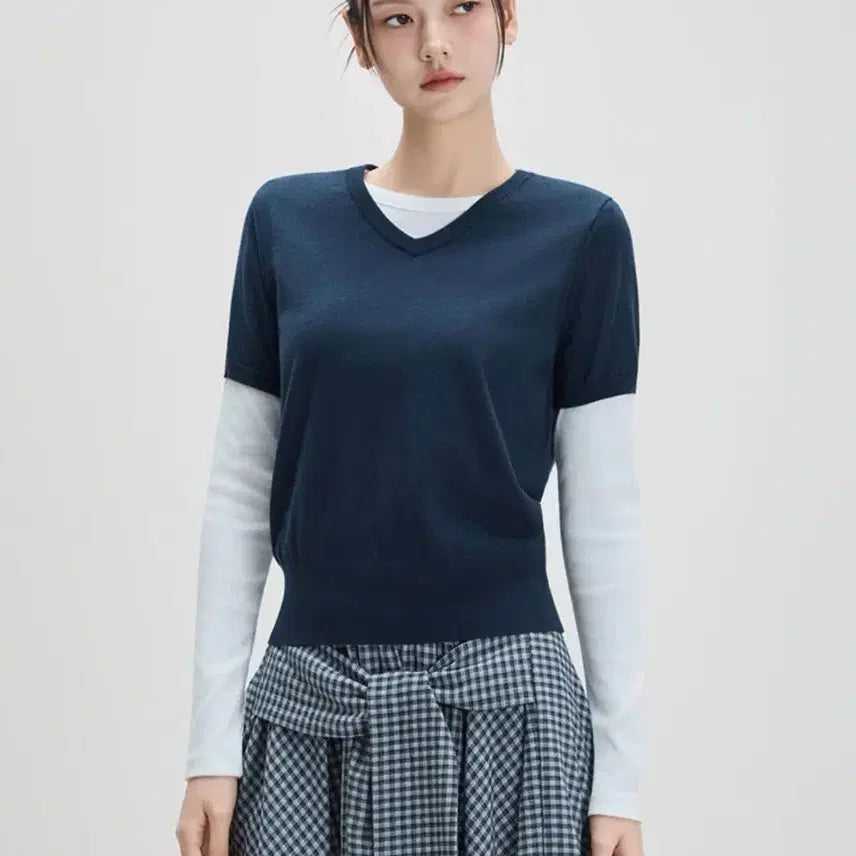 [BUNJANG] Mixxo V-Neck Short Sleeve Knit Navy / 미쏘 브이넥 반팔 니트 네이비