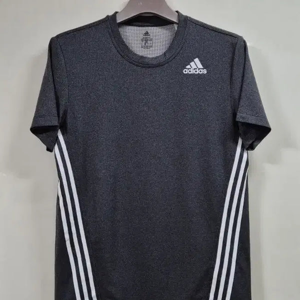 [BUNJANG] Adidas Aeroready Premium Round Neck T-Shirt Men's Size 100 / 아디다스 에어로레디 고급 라운드티 남자 100싸이즈