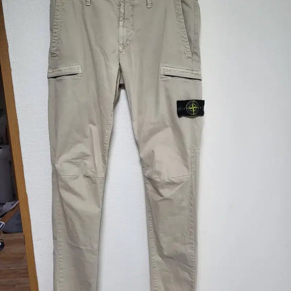 [BUNJANG] Stone Island Cargo Pants Beige / 스톤아일랜드