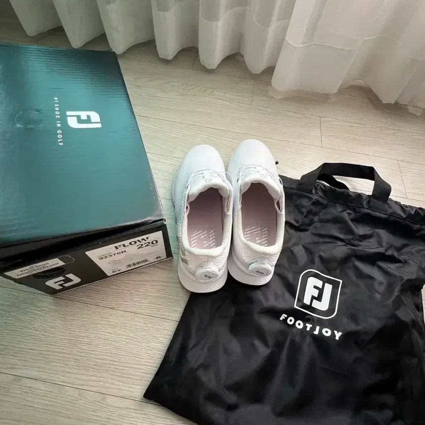 [BUNJANG] FootJoy Golf Shoes White Size 220 / 풋조이 골프화 220