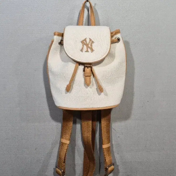 [BUNJANG] MLB New York Yankees Backpack Ivory / MLB 뉴욕 양키스 백팩 아이보리
