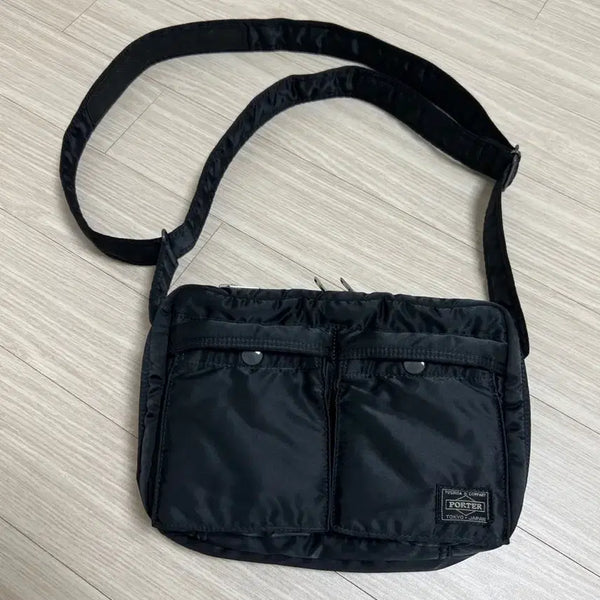 [BUNJANG] PORTER Yoshida Tanker Shoulder Bag (S) - Black / PORTER 요시다 포터 탱커 숄더백 크로스백(S)(블랙)