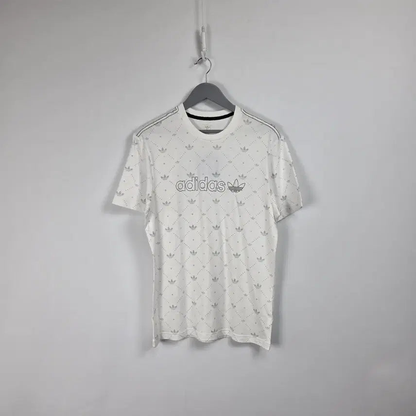 [BUNJANG] Adidas Short Sleeve T-Shirt White Pattern Men's 100 / 새상품 아디다스 반팔 티셔츠 화이트 패턴 남 100. 260805
