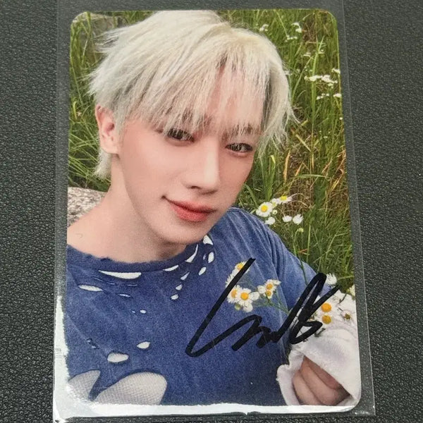 [BUNJANG] Hyunho Signed Photocard / 원호 싸인 포카 양도