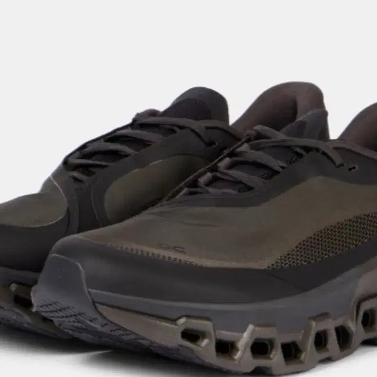 [BUNJANG] Onrunning Pafe Thorobrown 270 Sneakers / 온러닝 파프 쏜브라운 270