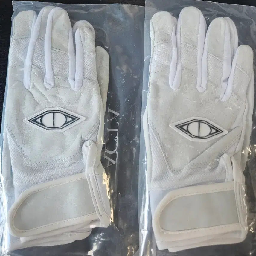 [BUNJANG] Ekta Batting Gloves White / 엑타 배팅장갑 팝니다.